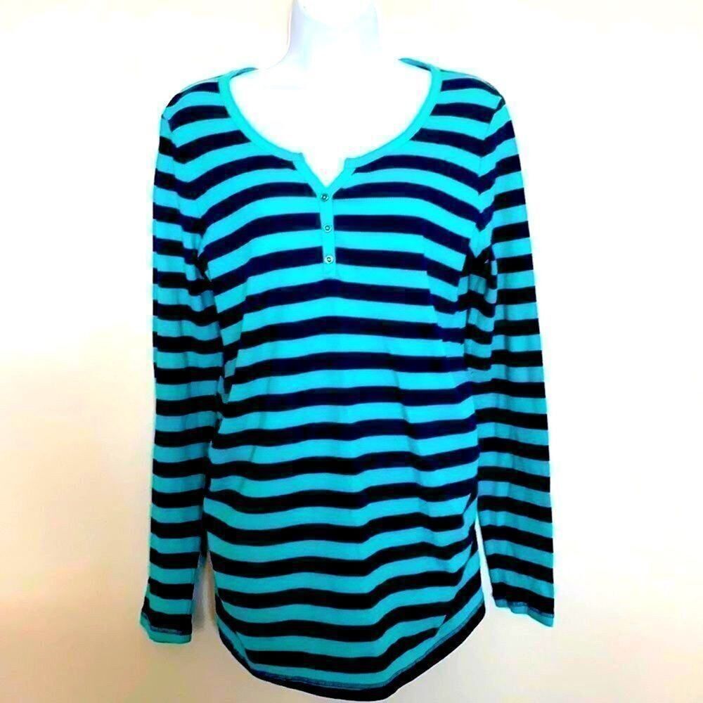 Liz Lange Maternity for Target Women Green Thermal Top L